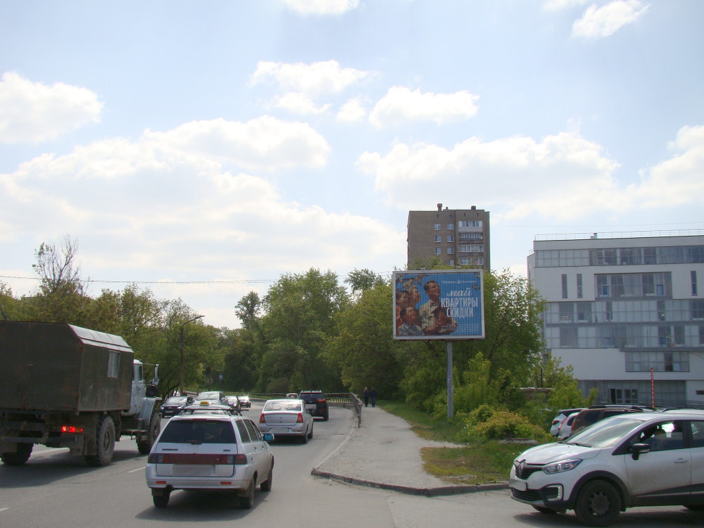 Фотография рекламного носителя, тип: Ситиборд 2.7x3.7, адрес: Каширина ул., д.1 Х 3-и Бутырки ул., Рязань, Рязанская область, Россия. Сторона A1-A3 №870229