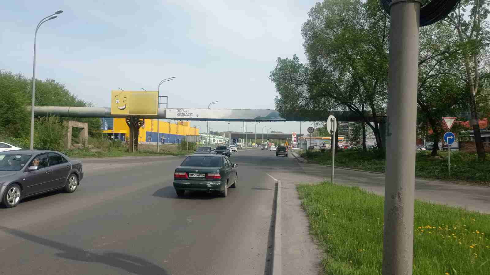 Фотография рекламного носителя, тип: Билборд 3x6, адрес: Транспортная ул., д.136, Новокузнецк, Кемеровская область, Россия. Сторона Б №1057206