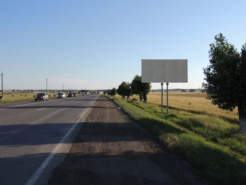 Фотография рекламного носителя, тип: Билборд 3x6, адрес: Крымск-Славянск-на-Кубани а/д., 6 480м, Крымск, Краснодарский край, Россия. Сторона А №713941