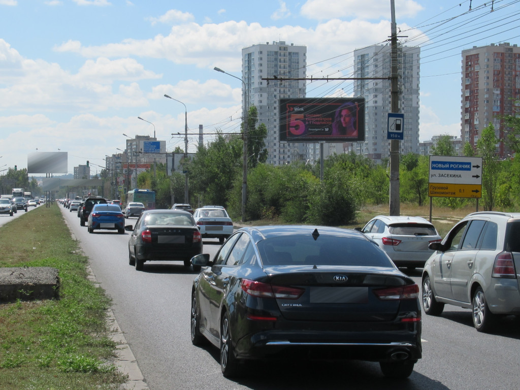 Фотография рекламного носителя, тип: Билборд 3x6, адрес: 64 ой Армии ул. Х Засекина ул., Волгоград, Волгоградская область, Россия. Сторона A №1000693
