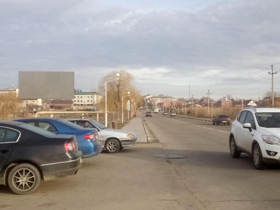 Фотография рекламного носителя, тип: Билборд 3x6, адрес: Гулькевичи г., Советская ул., д.30, Краснодарский край, Россия. Сторона Б №1020639