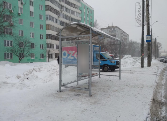 Фотография рекламного носителя, тип: Остановка 1.8x1.2, адрес: Георгия Димитрова ул., д.86 Х Московское ш., Самара, Самарская область, Россия. Сторона В2 №1079418