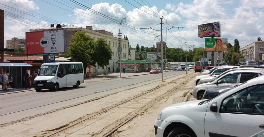 Фотография рекламного носителя, тип: Билборд 3x6, адрес: Танкистов ул., универмаг "Меркурий", Саратов, Саратовская область, Россия. Сторона В №717961