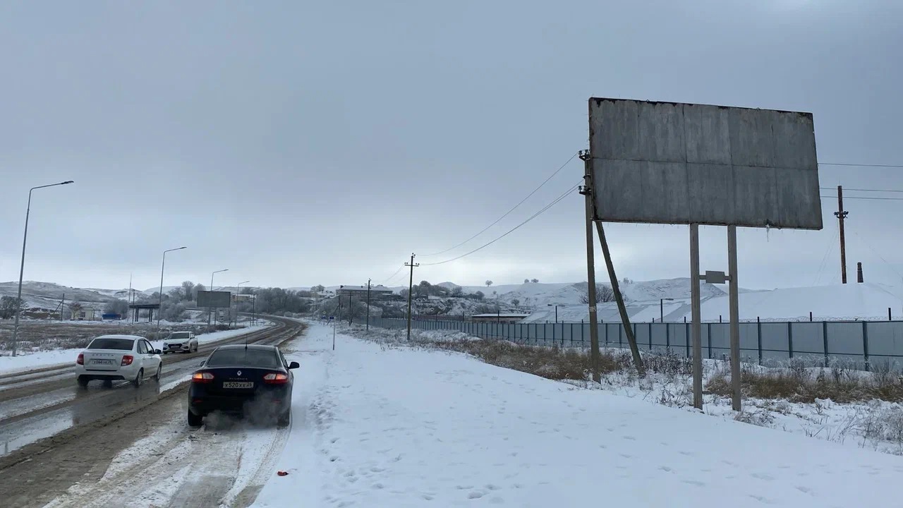 Фотография рекламного носителя, тип: Билборд 3x6, адрес: 60 лет Октября ул., поз.1, Зеленокумск, Ставропольский край, Россия. Сторона А №1075417