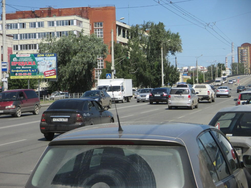 Фотография рекламного носителя, тип: Билборд 3x6, адрес: 10 лет Октября ул., д.195, Омск, Омская область, Россия. Сторона В №1010020