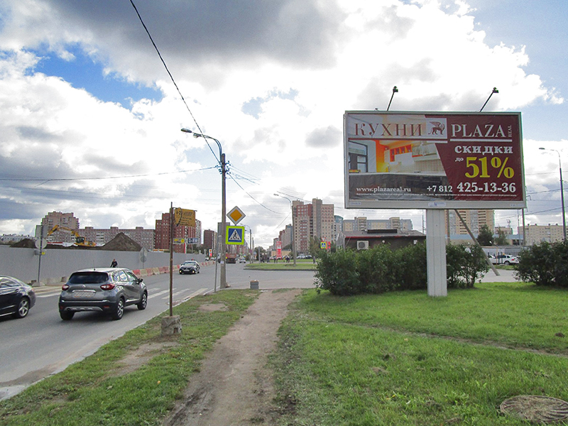 Фотография рекламного носителя, тип: Билборд 3x6, адрес: Комендантский пр-т., д.50 Х Шуваловский пр-т., Санкт-Петербург, Россия. Сторона A №1094417