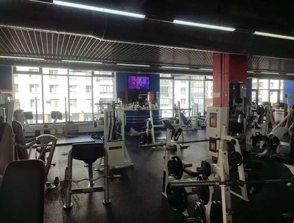 Фотография рекламного носителя, тип: Видеоэкран, адрес: Фитнес-центр «X-Fit Морской Фасад», Кораблестроителей ул., д.32, Санкт-Петербург, Россия. Сторона/вариант 3 №980875