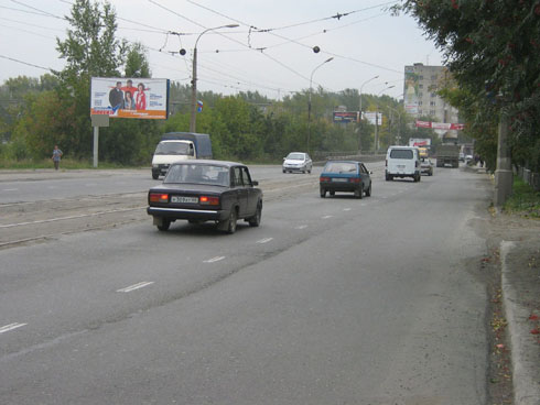 Фотография рекламного носителя, тип: Билборд 3x6, адрес: Фрунзе ул., около моста, Нижний Тагил, Свердловская область, Россия. Сторона B №483676