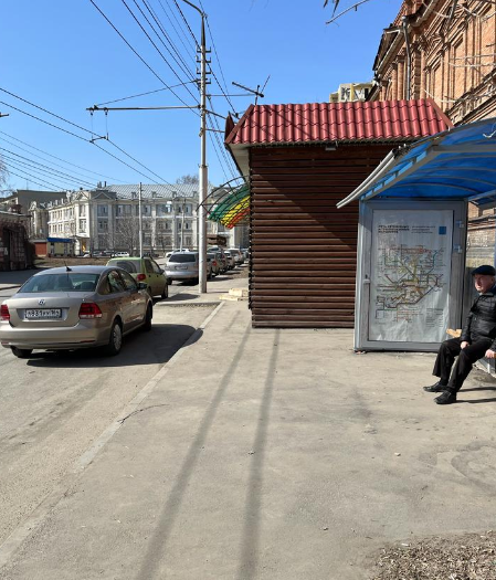 Фотография рекламного носителя, тип: Остановка 1.8x1.2, адрес: Рабочий пер., ост. Городская больница № 2, Саратов, Саратовская область, Россия. Сторона А №602897