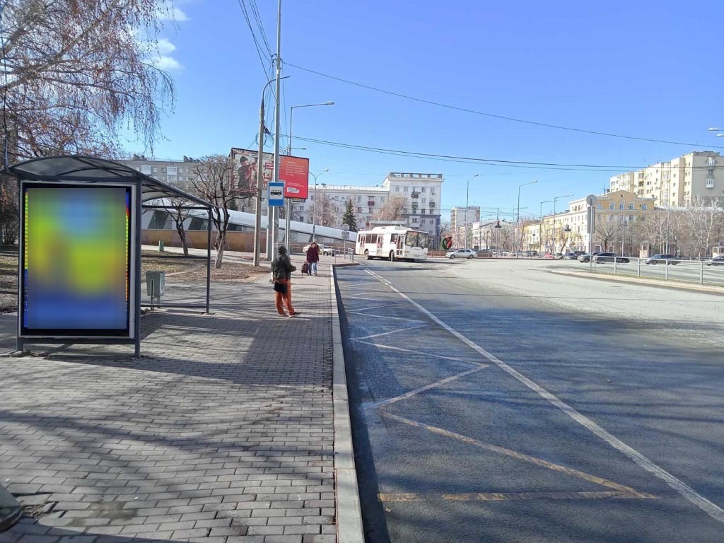 Фотография рекламного носителя, тип: Остановка 1.8x1.2, адрес: Ново-Садовая ул. Х Осипенко ул., Самара, Самарская область, Россия. Сторона B1-B10 №1007401