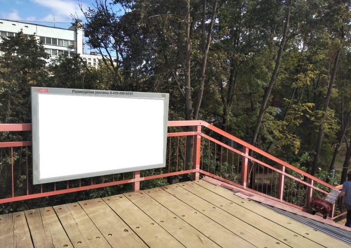 Фотография рекламного носителя, тип: Ситиформат 1.8x1.2, адрес: Тимирязевская ст., надземный переход, поз.1, Москва, Россия. Сторона A №836755