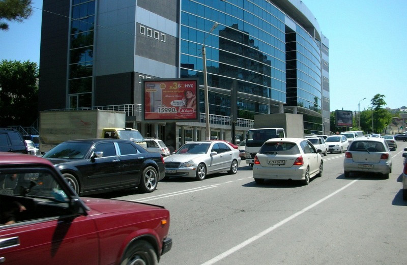 Фотография рекламного носителя, тип: Ситиборд 2.7x3.7, адрес: Кутузовская ул. Х Козлова ул., Новороссийск, Краснодарский край, Россия. Сторона Б №599557