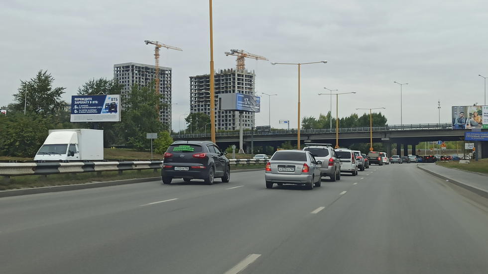 Фотография рекламного носителя, тип: Билборд 3x6, адрес: Объездная а/д Х Онежская ул., д.14, Екатеринбург, Свердловская область, Россия. Сторона Б №943861