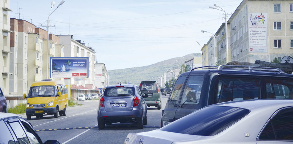 Фотография рекламного носителя, тип: Билборд 3x6, адрес: Пролетарская ул., д.57, Магадан, Магаданская область, Россия. Сторона Б №1075124