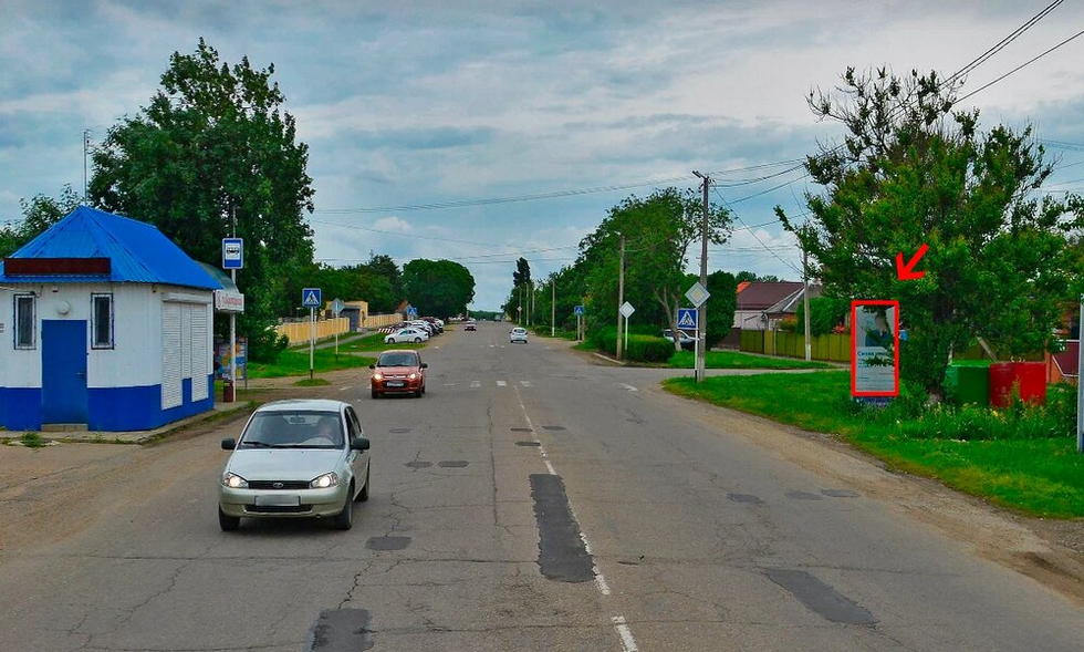 Фотография рекламного носителя, тип: Нестандартный ситиформат, адрес: Красная ул., д.44, Кореновск, Краснодарский край, Россия. Сторона А №1025989