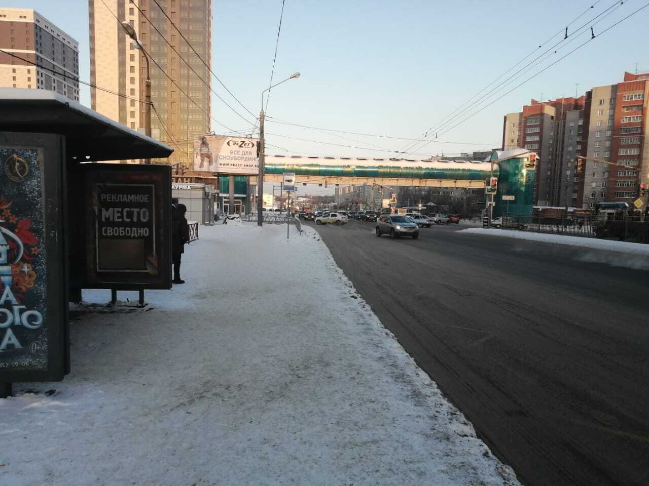 Фотография рекламного носителя, тип: Остановка 1.8x1.2, адрес: Московский пр-т., ост. Автовокзал, поз.1, Ярославль, Ярославская область, Россия. Сторона Б1 №707756