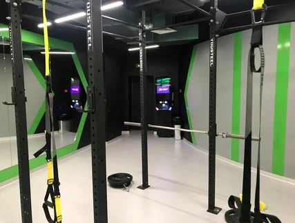 Фотография рекламного носителя, тип: Видеоэкран, адрес: Фитнес-центр «X-Fit Морской Фасад», Кораблестроителей ул., д.32, Санкт-Петербург, Россия. Сторона/вариант 2 №980874