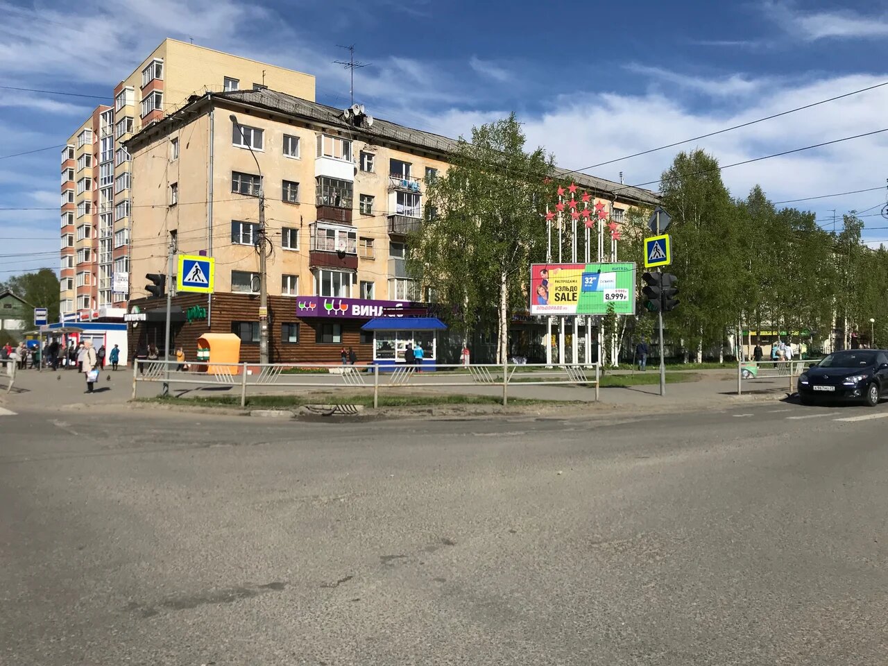 Фотография рекламного носителя, тип: Билборд 3x6, адрес: Ломоносова ул. Х Урицкого ул., Архангельск, Архангельская область, Россия. Сторона А1-А3 №765837