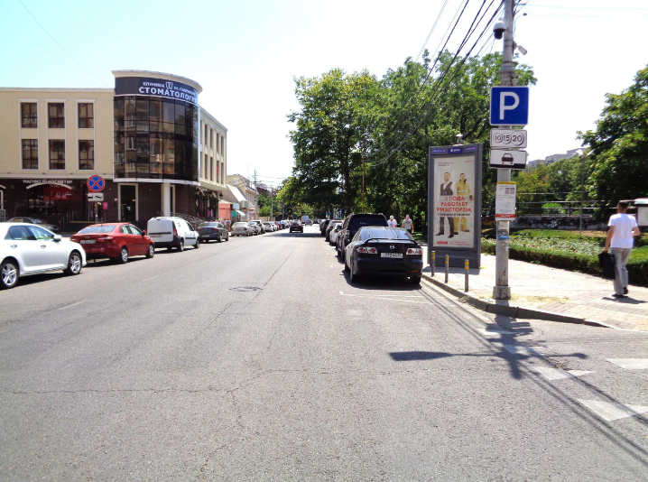 Фотография рекламного носителя, тип: Пиллар 3x1.4, адрес: Рашпилевская ул., д.32, Краснодар, Краснодарский край, Россия. Сторона А №514269