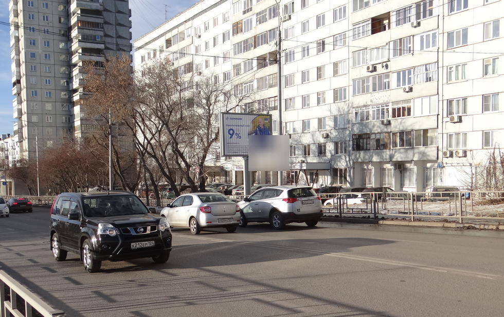 Фотография рекламного носителя, тип: Ситиборд 2.7x3.7, адрес: Дубровинского ул., д.56, Красноярск, Красноярский край, Россия. Сторона A1-A3 №833105