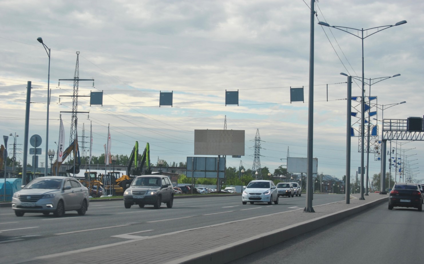 Фотография рекламного носителя, тип: Билборд 3x6, адрес: Московское ш., д.75, 20 000м, Самара, Самарская область, Россия. Сторона В №1080357