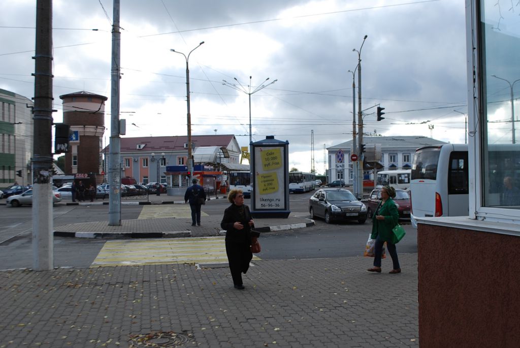 Фотография рекламного носителя, тип: Пиллар 3x1.4, адрес: Вокзальная ул., д.5, поз.1, Белгород, Белгородская область, Россия. Сторона C №507392