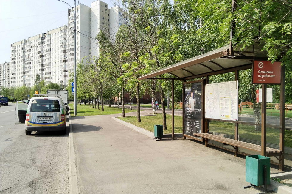 Фотография рекламного носителя, тип: Остановка 1.8x1.2, адрес: Ключевая ул., ост. "Братеевская ул.", Москва, Россия. Сторона A №802637