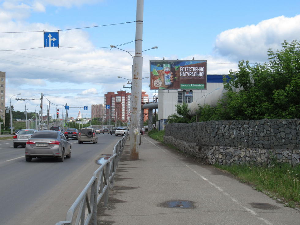 Фотография рекламного носителя, тип: Билборд 3x6, адрес: Чкалова ул., д.7, корп.5, Пермь, Пермский край, Россия. Сторона A1-A3 №755829
