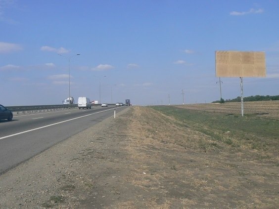 Фотография рекламного носителя, тип: Билборд 3x6, адрес: Краснодар-Ростов а/д., 1307 600м, Краснодарский край, Россия. Сторона А №714712