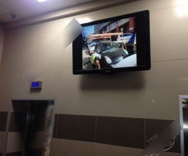 Фотография рекламного носителя, тип: Видеоэкран, адрес: Бизнес-центр «Купеческий двор», Социалистическая ул., д.74, Ростов-на-Дону, Ростовская область, Россия. Сторона/вариант №656492