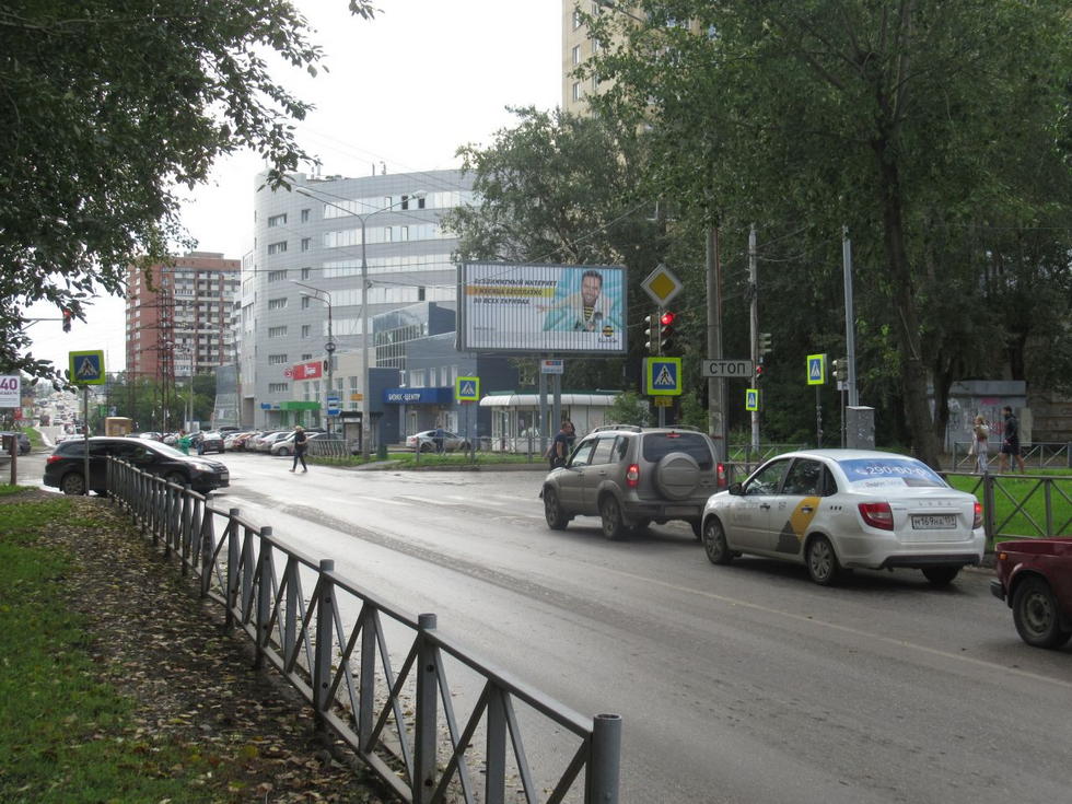 Фотография рекламного носителя, тип: Билборд 3x6, адрес: Стахановская ул. Х Снайперов ул., поз.1, Пермь, Пермский край, Россия. Сторона A1-A3 №755751