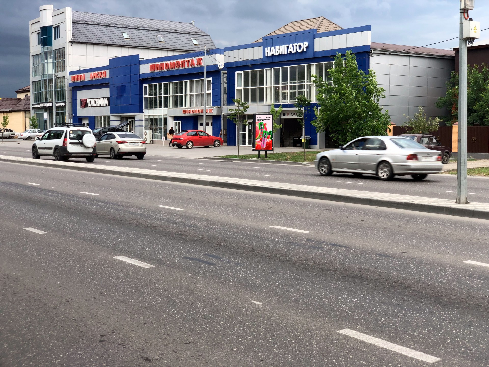 Фотография рекламного носителя, тип: Ситиформат 1.8x1.2, адрес: Жуковского ул., поз.11, Грозный, Республика Чечня, Россия. Сторона А №1084418