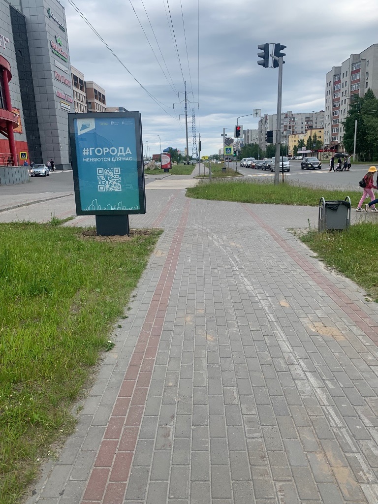 Фотография рекламного носителя, тип: Ситиформат 1.8x1.2, адрес: Профсоюзов ул., д.9, поз.1, Сургут, Ханты-Мансийский автономный округ – Югра, Россия. Сторона Б №960233