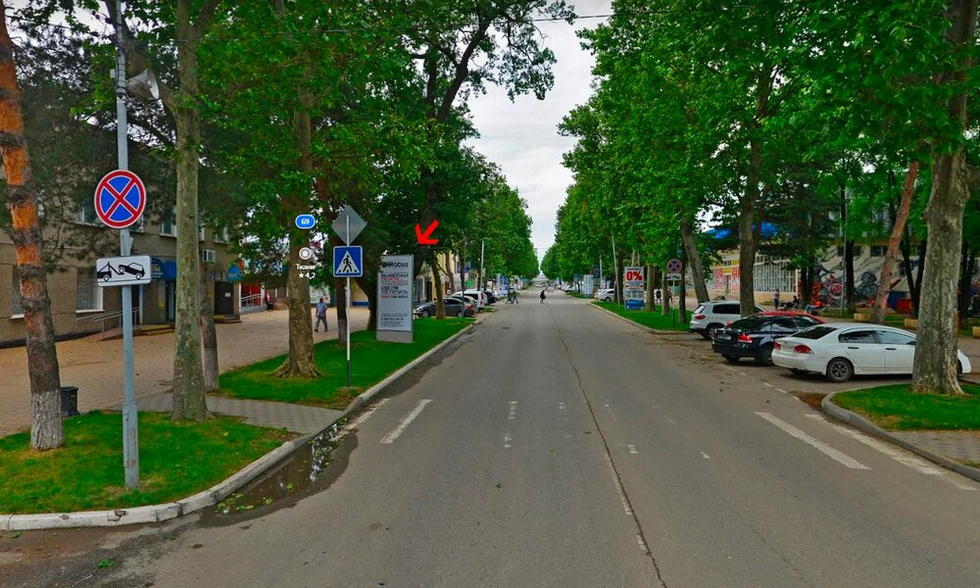 Фотография рекламного носителя, тип: Нестандартный ситиформат, адрес: Красная ул., д.73А, Кореновск, Краснодарский край, Россия. Сторона Б №1025986