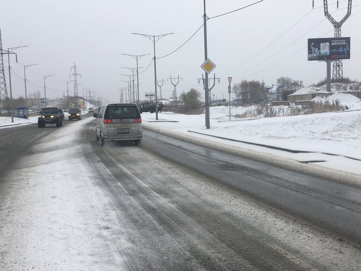 Фотография рекламного носителя, тип: Билборд 3x6, адрес: Вулканная ул., д.28, поз.2, Петропавловск-Камчатский, Камчатский край, Россия. Сторона А №777466