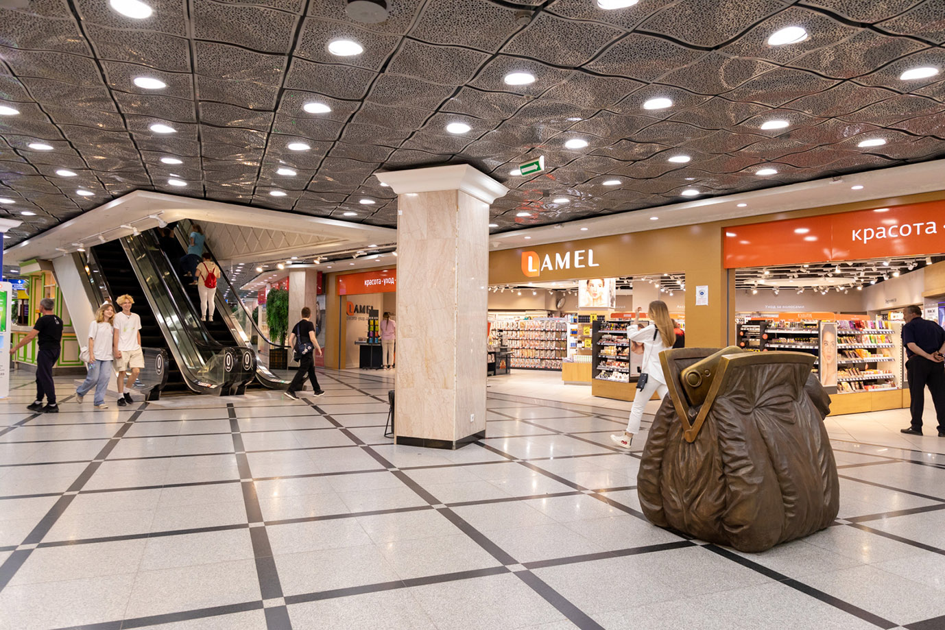 Фотография рекламного носителя, тип: Другой индор-формат, адрес: Торговый центр «Гринвич», 8 Марта ул., д.46, Екатеринбург, Свердловская область, Россия. Сторона/вариант №1101453