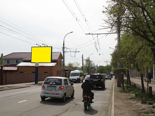 Фотография рекламного носителя, тип: Ситиборд 2.7x3.7, адрес: 1-ая Советская ул., д.10, Иркутск, Иркутская область, Россия. Сторона Б №674227