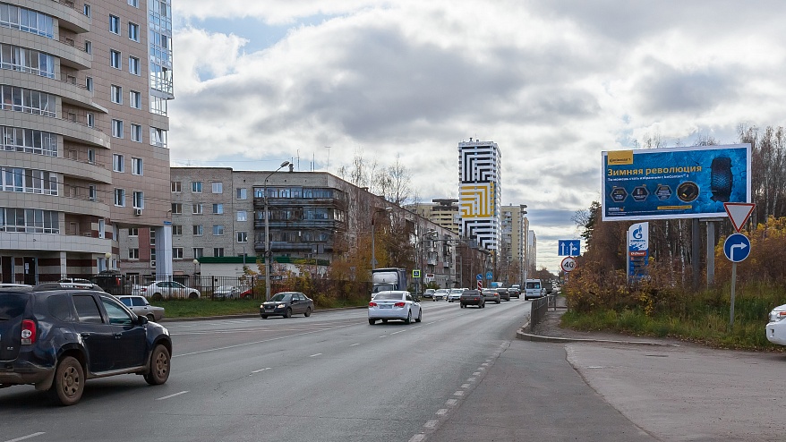 Фотография рекламного носителя, тип: Билборд 3x6, адрес: Калинина ул., д.89, АЗС, Пермь, Пермский край, Россия. Сторона А №745504