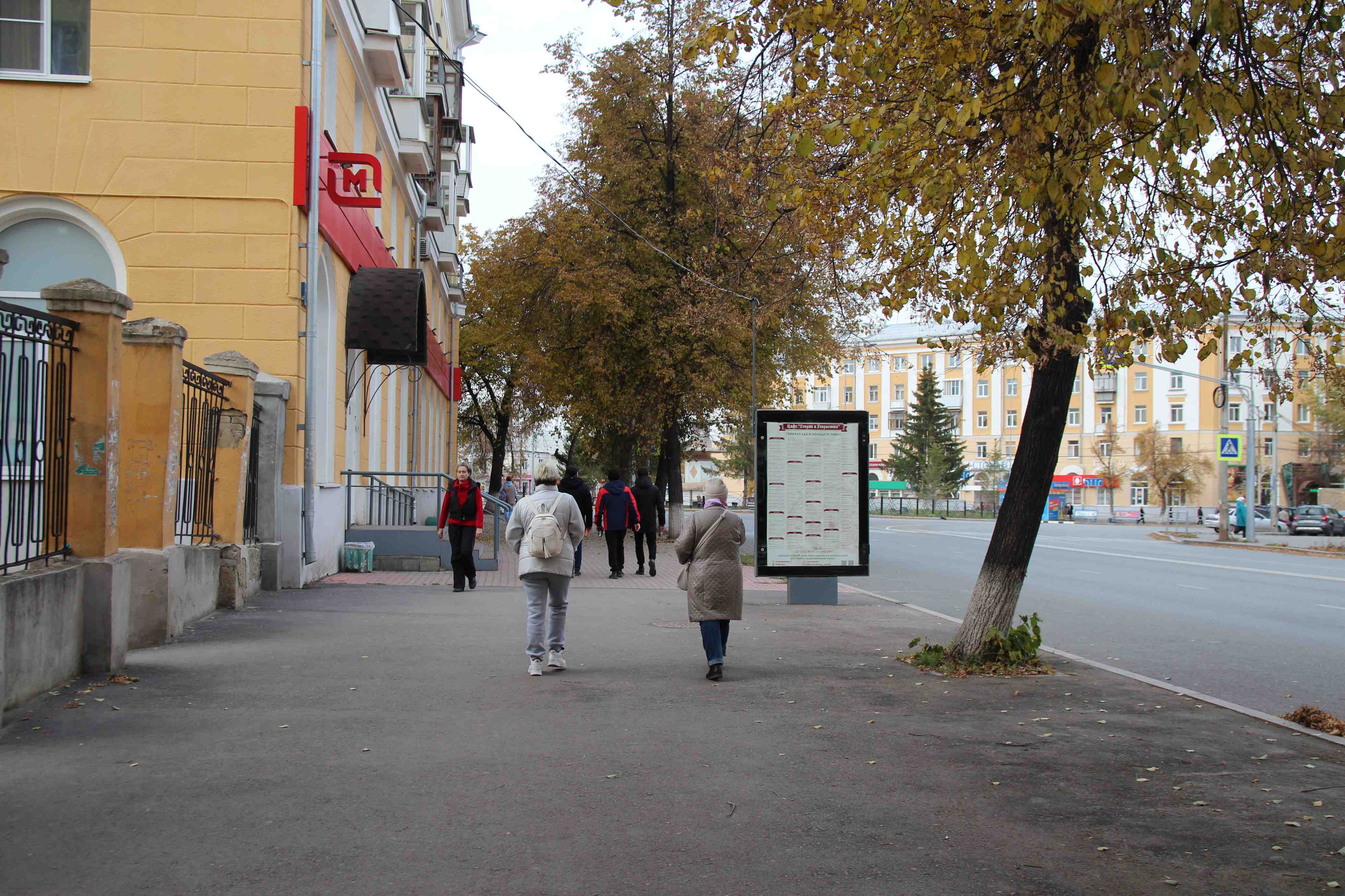 Фотография рекламного носителя, тип: Ситиформат 1.8x1.2, адрес: Алюминиевая ул., д.15, Каменск-Уральский, Свердловская область, Россия. Сторона Б №403942