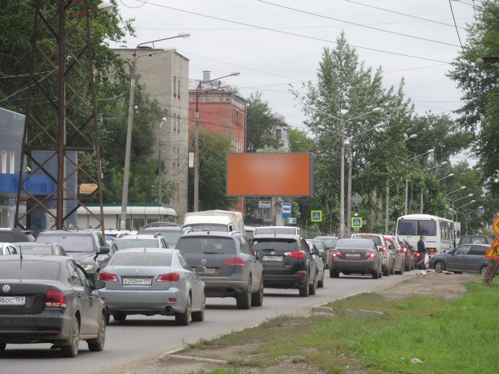 Фотография рекламного носителя, тип: Билборд 3x6, адрес: Стахановская ул. Х Снайперов ул., поз.1, Пермь, Пермский край, Россия. Сторона B1-B3 №755752