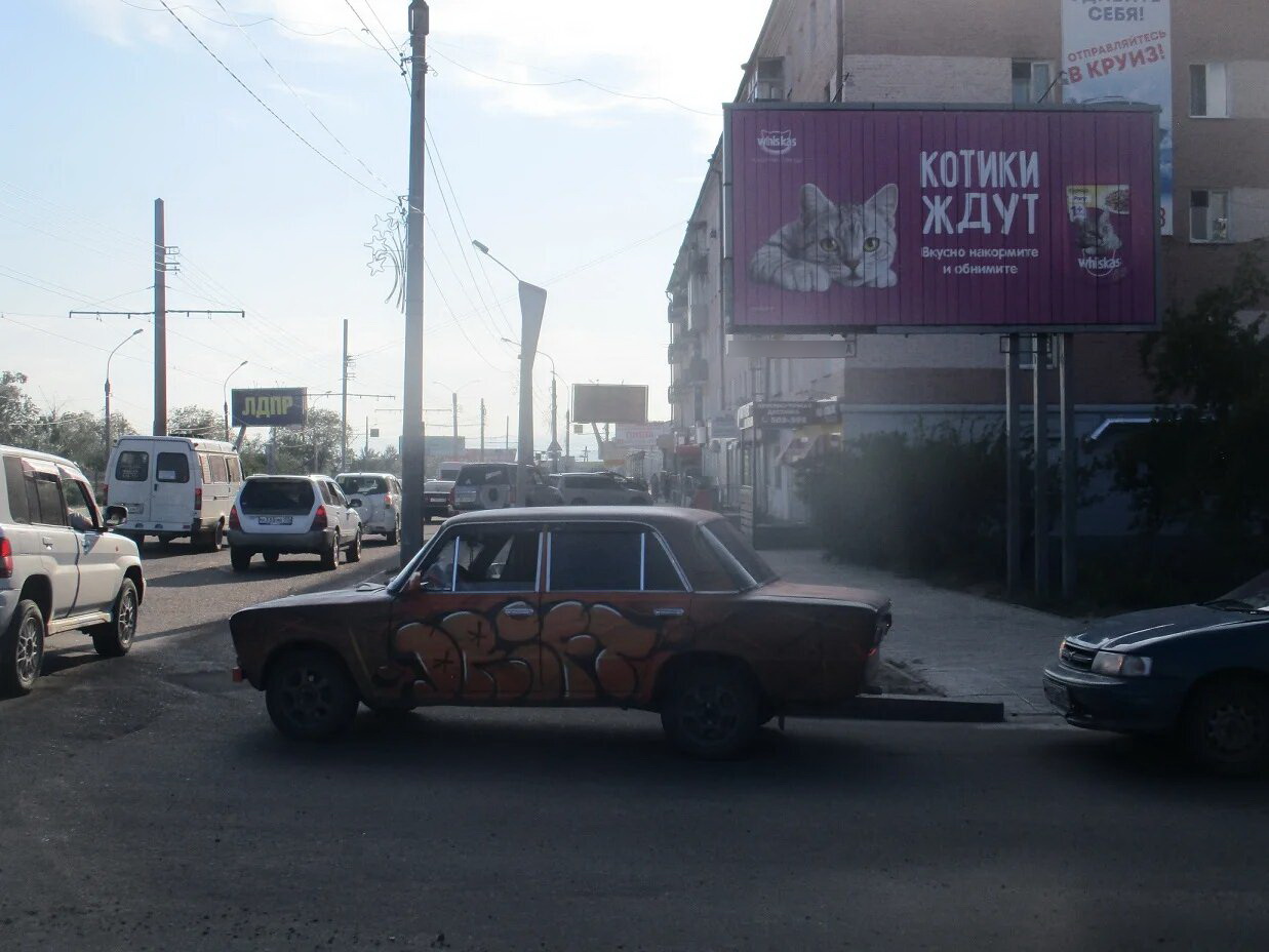 Фотография рекламного носителя, тип: Билборд 3x6, адрес: Терешковой ул., д.2, поз.2, Улан-Удэ, Республика Бурятия, Россия. Сторона А1-А3 №697146