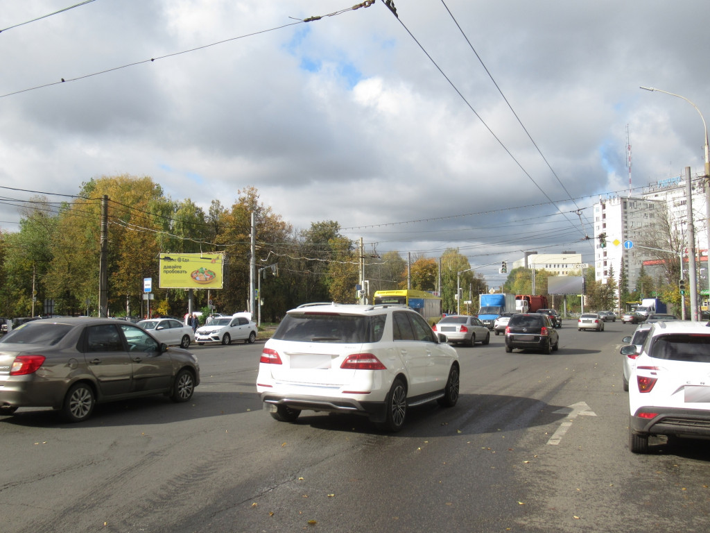 Фотография рекламного носителя, тип: Билборд 3x6, адрес: Октября пр-т. Х Толбухина ул., д.59, Ярославль, Ярославская область, Россия. Сторона Б №293870