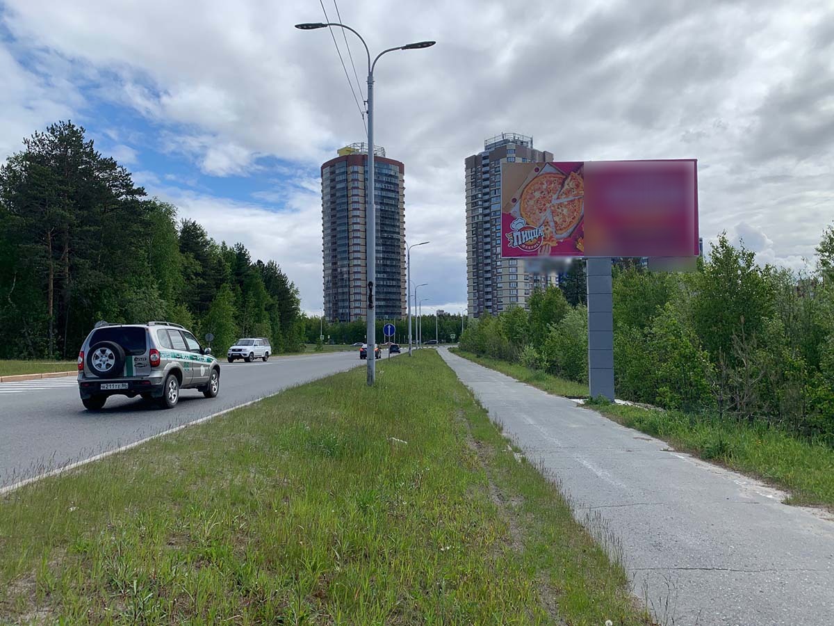 Фотография рекламного носителя, тип: Билборд 3x6, адрес: Тюменский тракт Х Югорский тракт, д.2, Сургут, Ханты-Мансийский автономный округ – Югра, Россия. Сторона А №959942