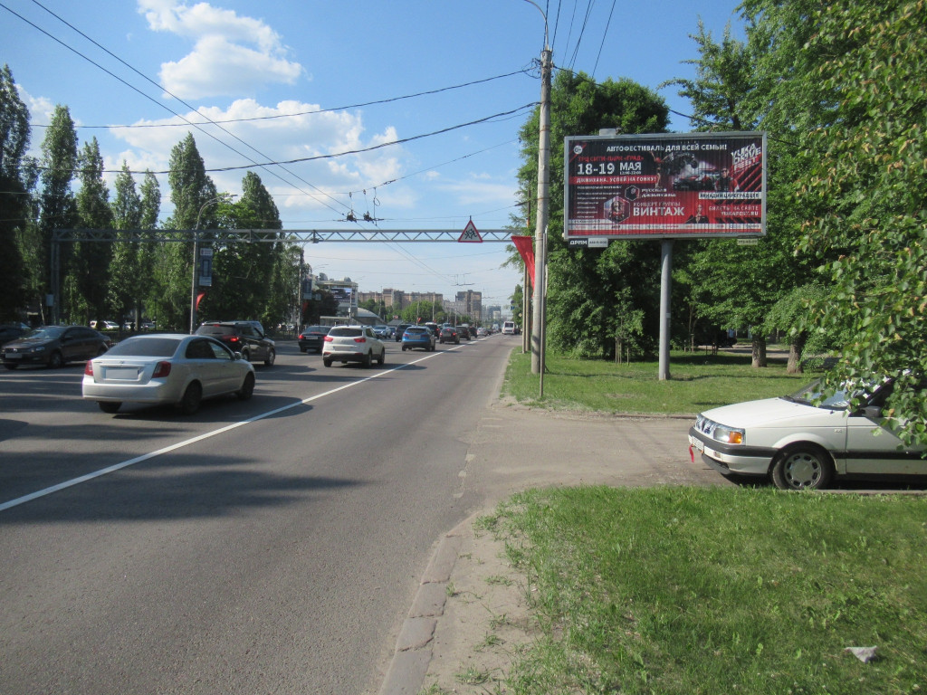 Фотография рекламного носителя, тип: Билборд 3x6, адрес: Московский пр-т., д.12 Х Труда пр-т., Воронеж, Воронежская область, Россия. Сторона A1-А3 №961242