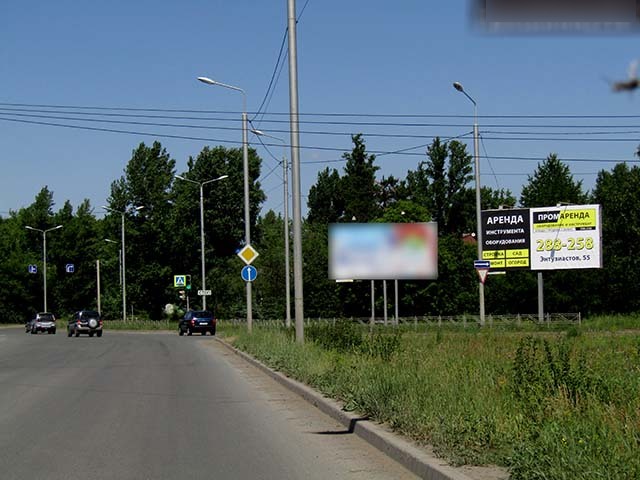 Фотография рекламного носителя, тип: Билборд 3x6, адрес: Челюскинцев ул. Х Багратиона ул., поз.1, Омск, Омская область, Россия. Сторона А №770862