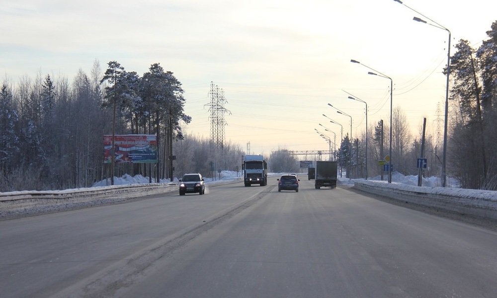 Фотография рекламного носителя, тип: Билборд 3x6, адрес: Мамонтово-Нефтеюганск а/д., поз.5, Пыть-Ях, Ханты-Мансийский автономный округ – Югра, Россия. Сторона Б №676780