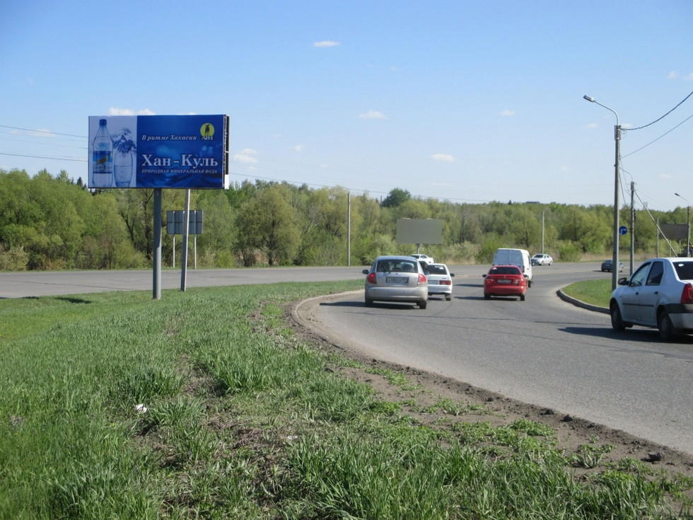 Фотография рекламного носителя, тип: Билборд 3x6, адрес: Суворова ул., д.107, Омск, Омская область, Россия. Сторона А2 №1009851