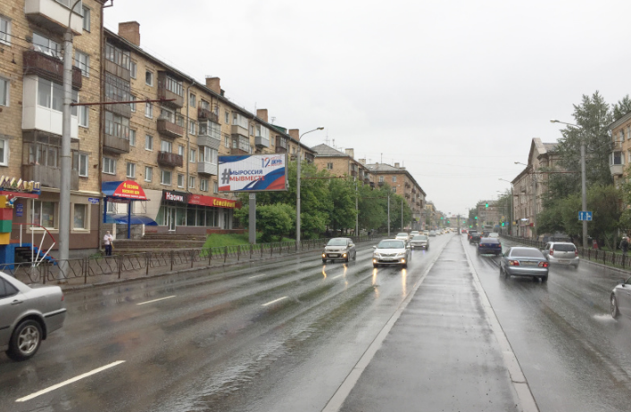 Фотография рекламного носителя, тип: Билборд 3x6, адрес: Свободный пр-т., д.49, Красноярск, Красноярский край, Россия. Сторона Б1-Б3 №1068450