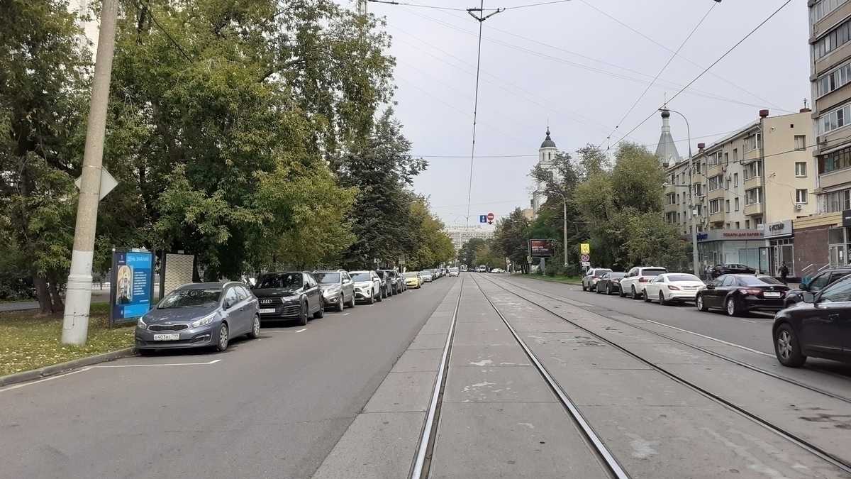 Фотография рекламного носителя, тип: Афиша 1.75x1.8, адрес: Шаболовка ул., д.40, поз.3, Москва, Россия. Сторона А1 №883885