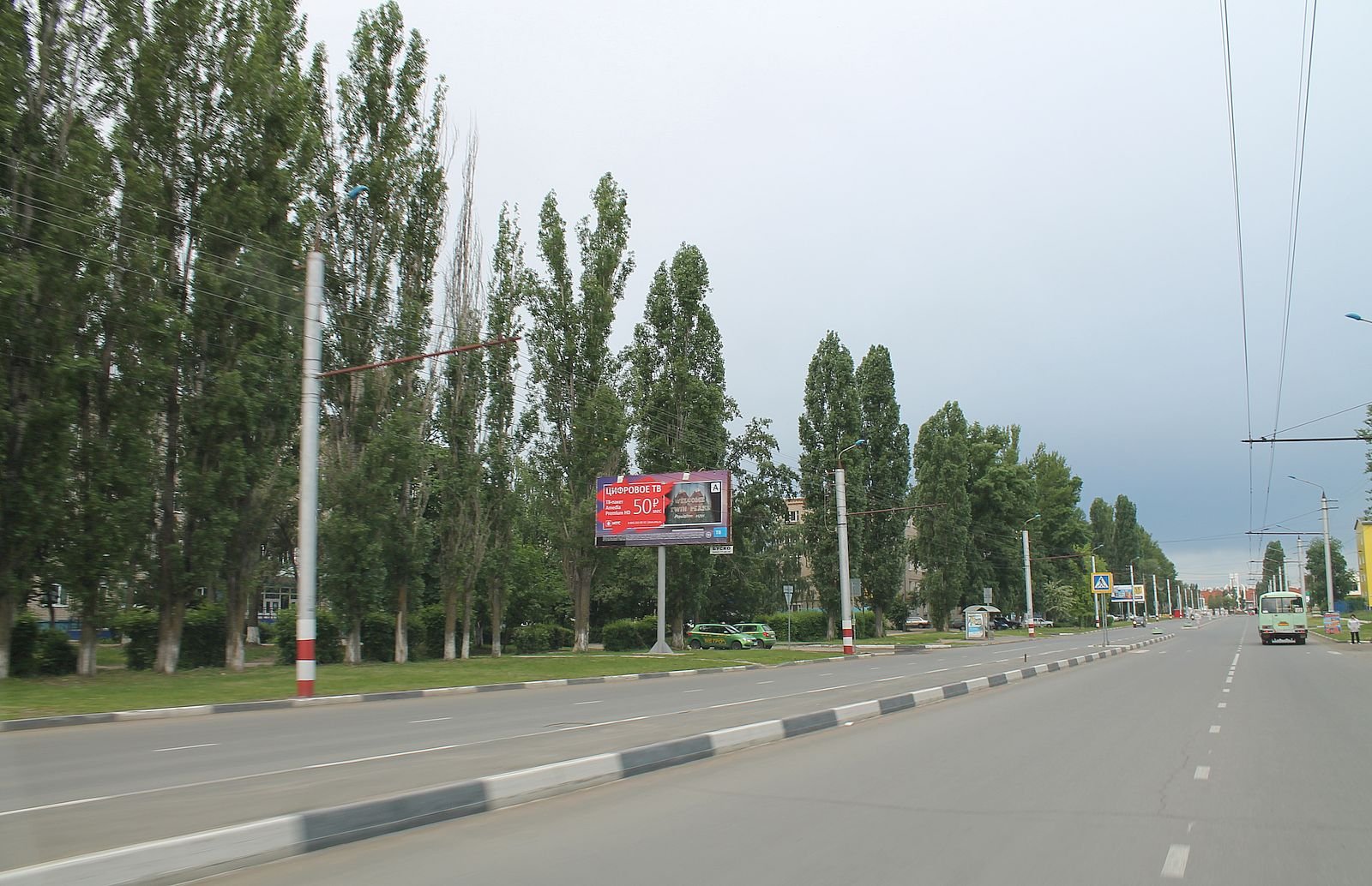 Фотография рекламного носителя, тип: Билборд 3x6, адрес: Комарова, ул., поз. 1, Балаково, Саратовская область, Россия. Сторона КМ2Б №1061411